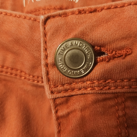 Time and Tru Mid-Rise Skinny. Size:6. - Picture 9 of 11